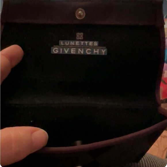 Givenchy Black Diamond Pattern LUNETTES - Picture 2 of 2